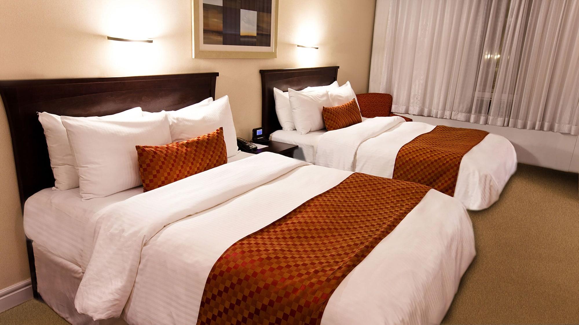 Fantasyland Hotel Эдмонтон Экстерьер фото